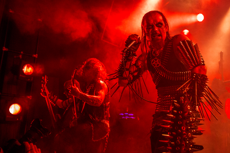 Shagrath of Norwegian metal band Dimmu Borgir performs on stage as News  Photo - Getty Images